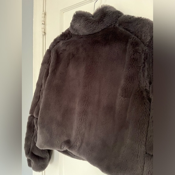 Patagonia Women’s High Pile Pelage Zip Jacket - Picture 11 of 11